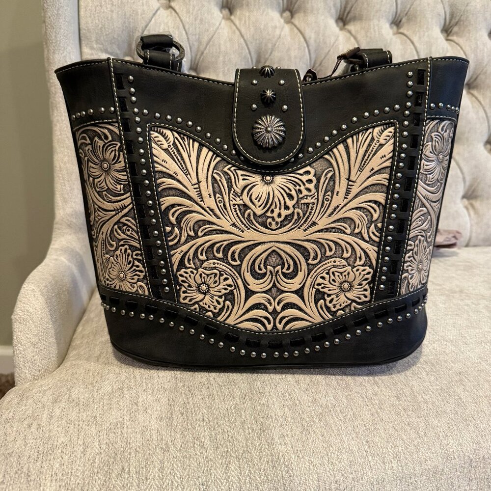 Trinity Ranch Genuine Leather Floral Tooled Purse (Black/Cream)